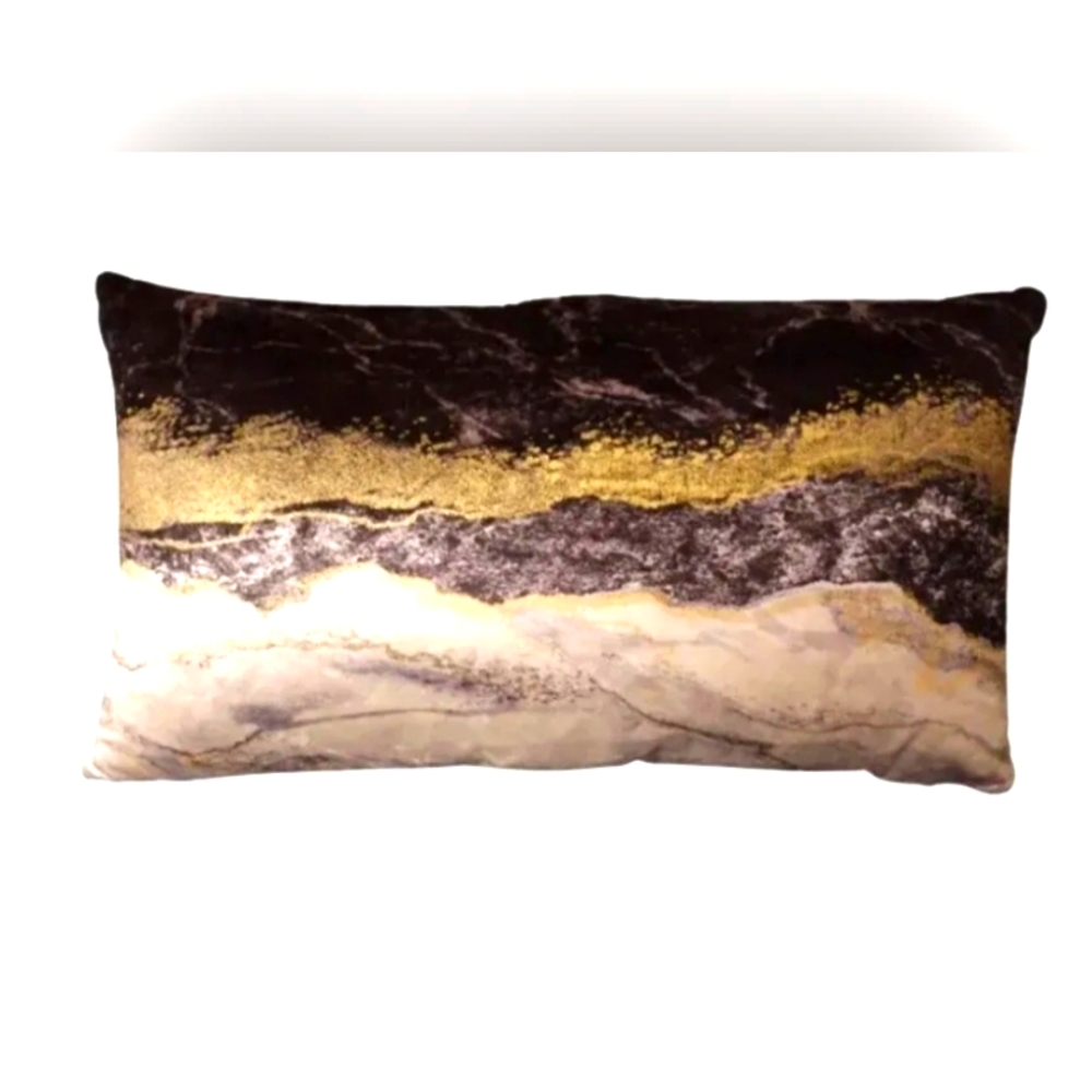 Callisto Home Black Agate Marble Velvet Throw Pillow